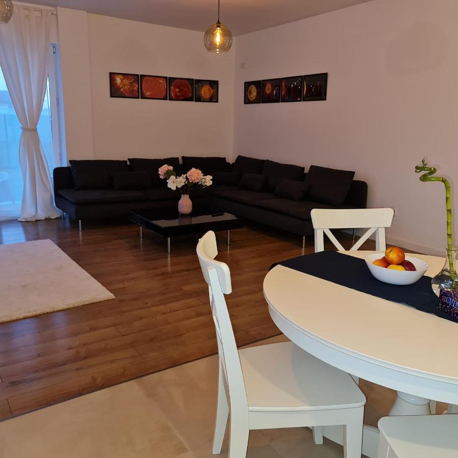 Galaxy Residence Villa 오토페니 외부 사진