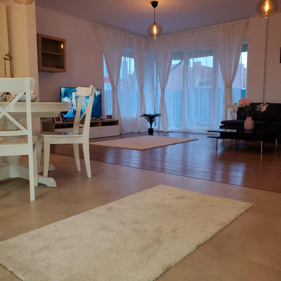 Galaxy Residence Villa 오토페니 외부 사진